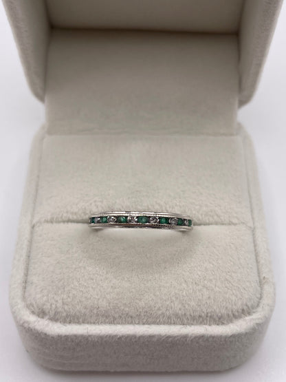 9ct white gold emerald and diamond ring