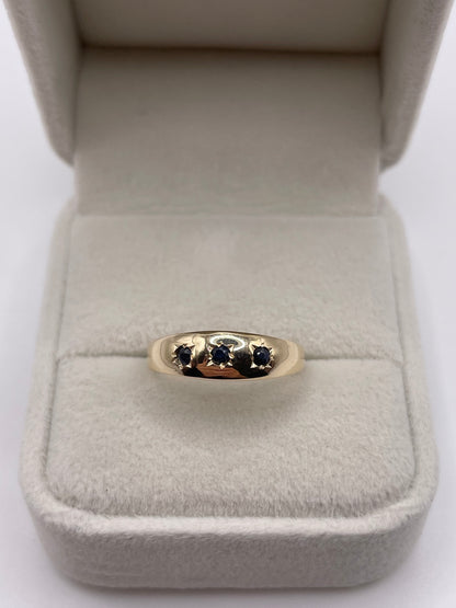 9ct gold sapphire gypsy ring