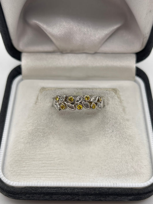 18ct white gold diamond ring