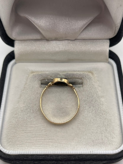 9ct gold onyx ring