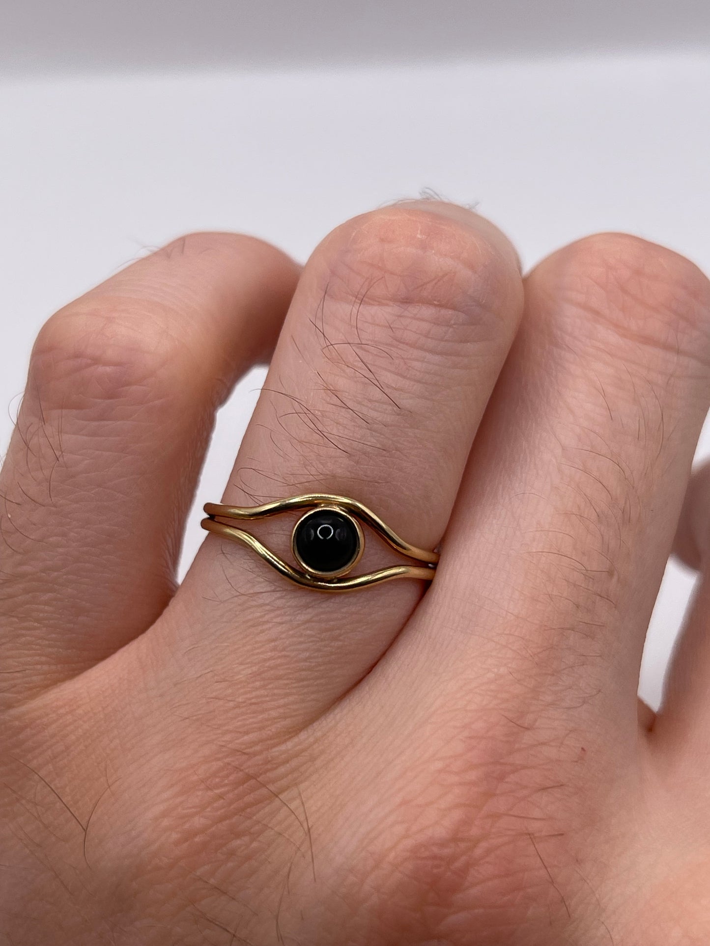 9ct gold onyx ring