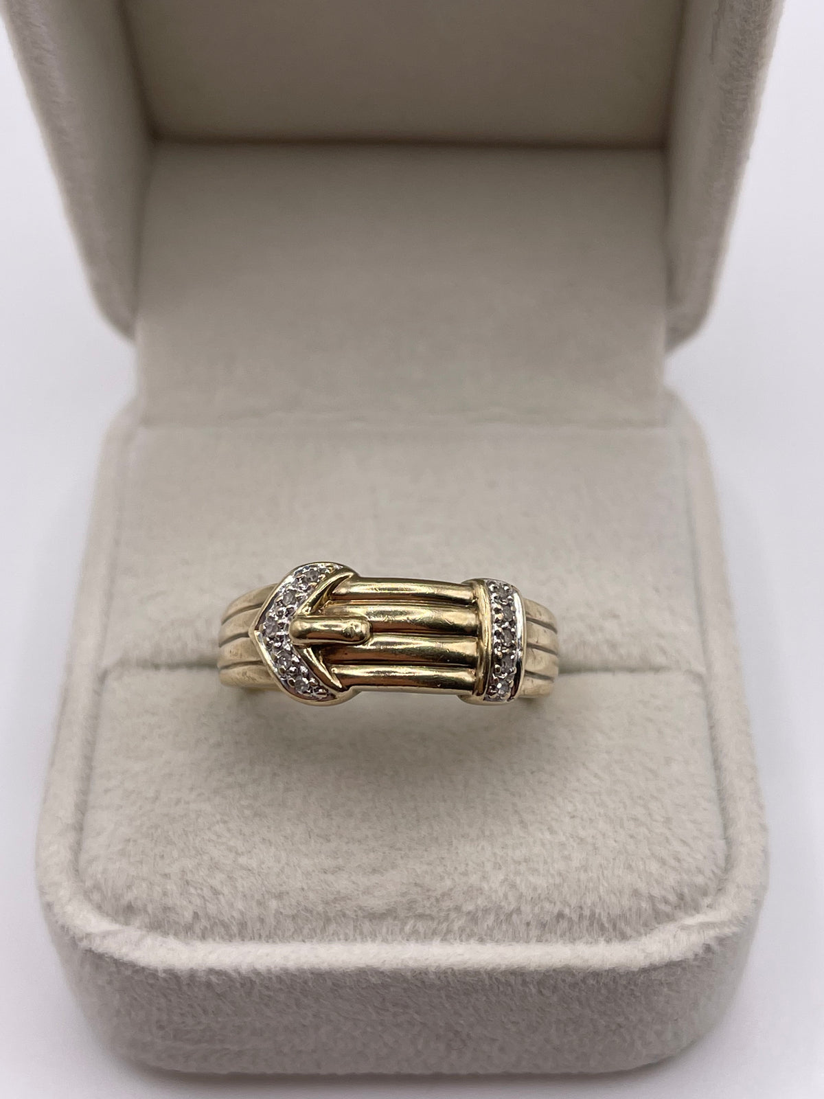 9ct gold diamond buckle ring