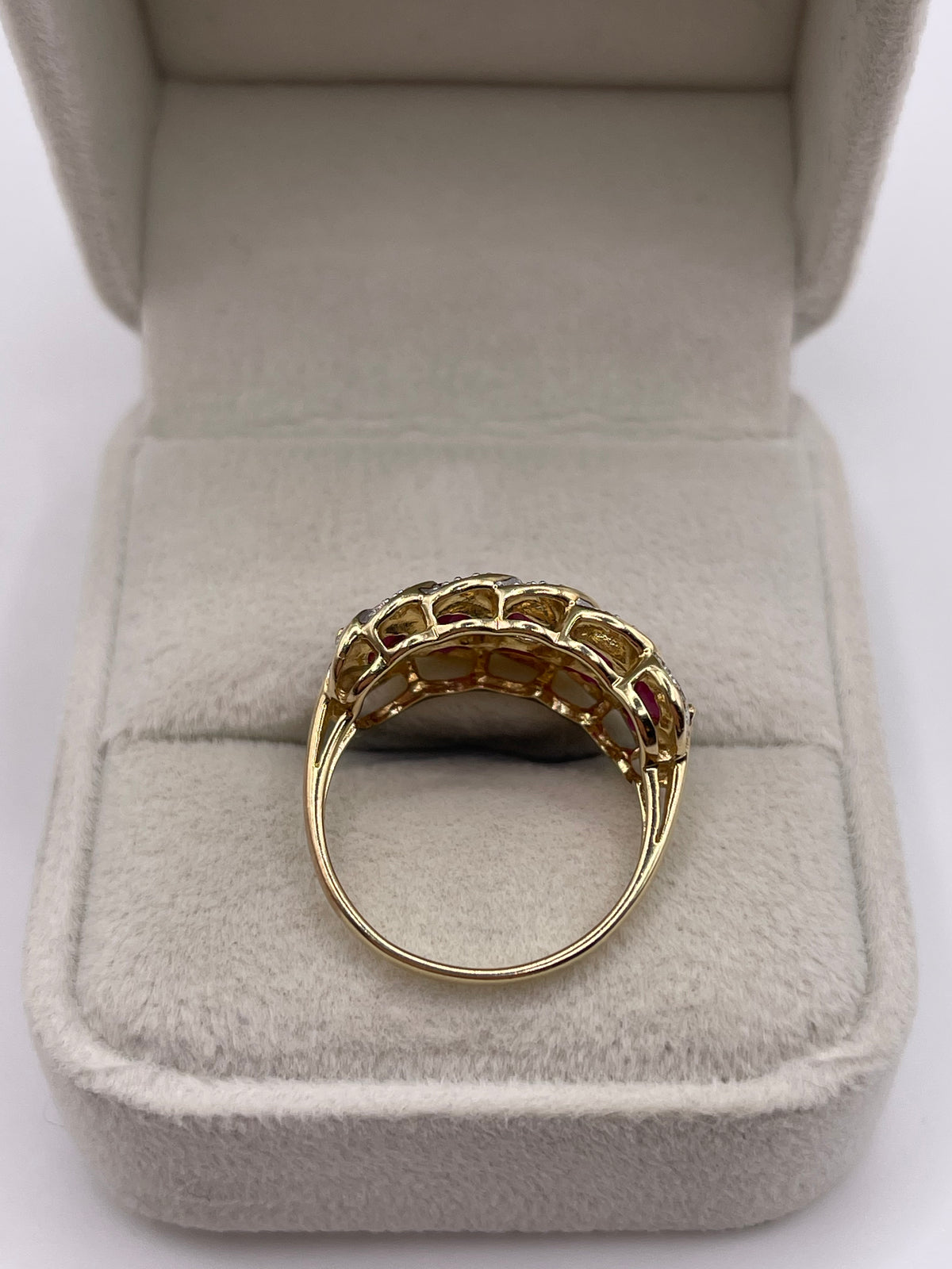 9ct gold ruby and diamond ring