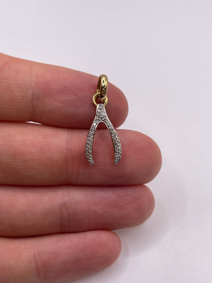 18ct gold diamond wishbone pendant