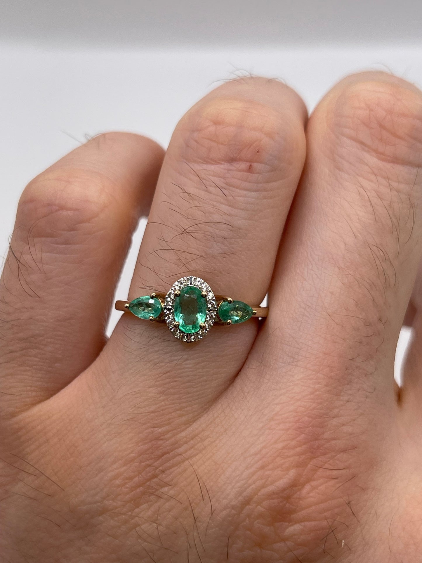 9ct gold emerald and zircon ring