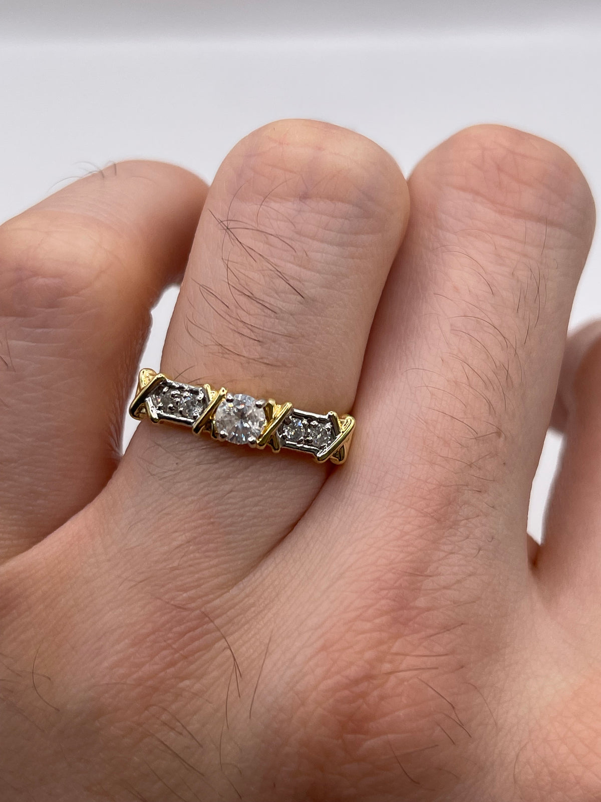 18ct gold diamond ring
