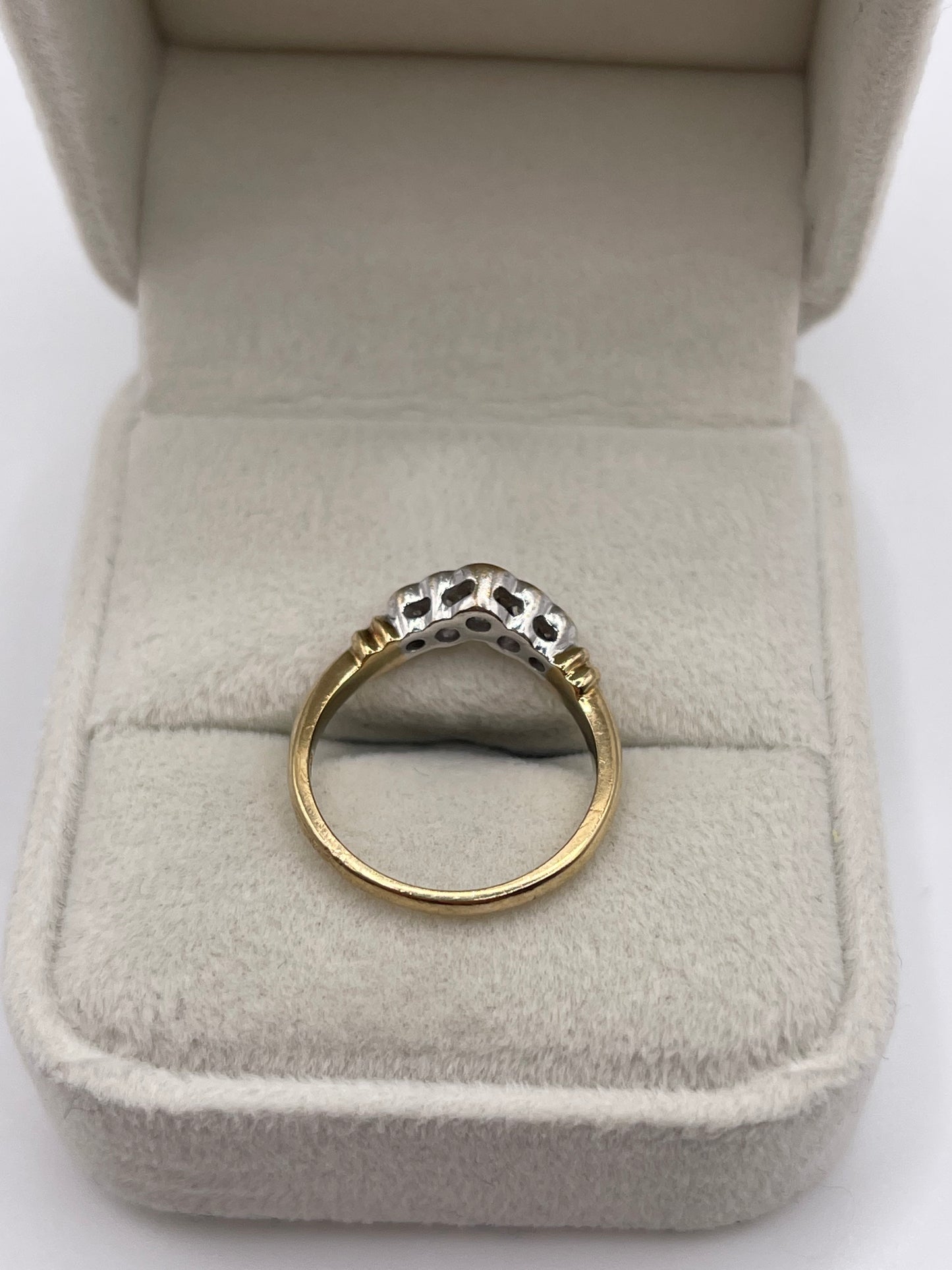 9ct gold diamond wishbone ring