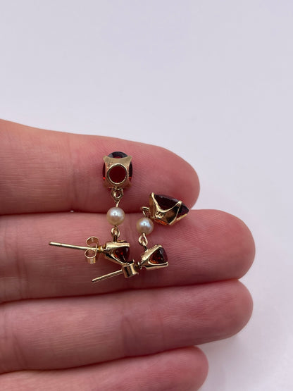 9ct gold garnet and pearl earrings