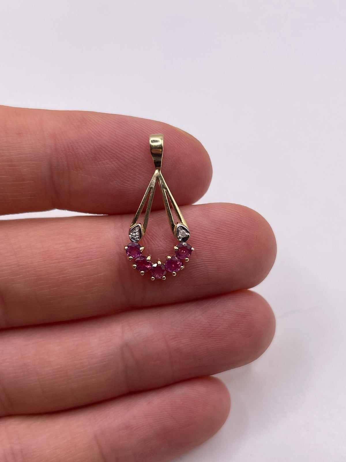 9ct gold ruby and diamond pendant