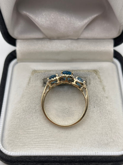 9ct gold topaz and diamond ring