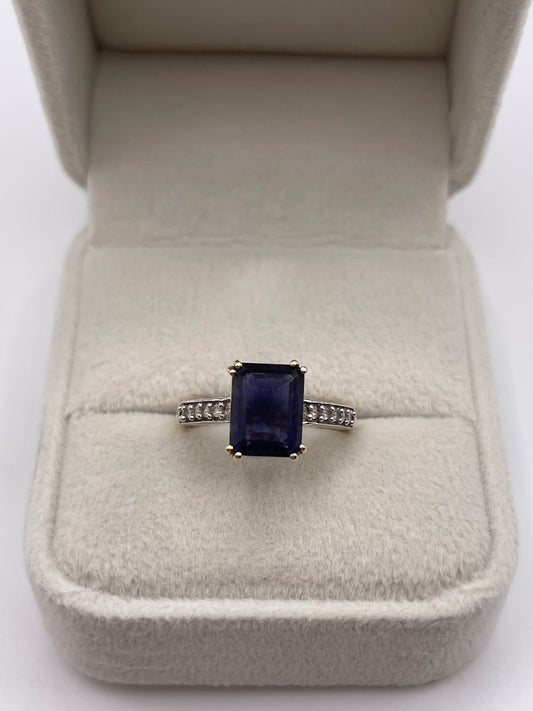 9ct gold iolite and zircon ring