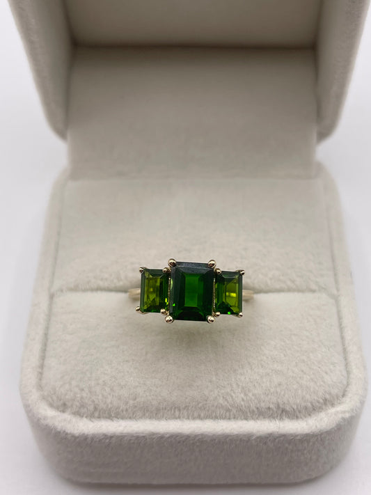 9ct gold diopside ring