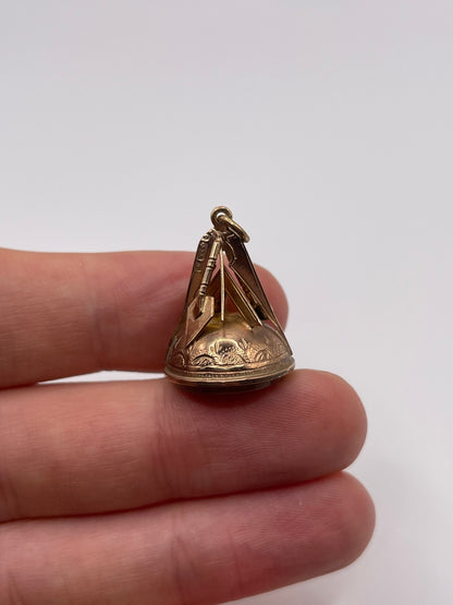 Antique 9ct rose gold Masonic fob