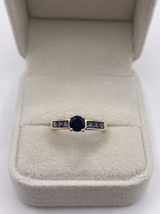 9ct gold iolite ring
