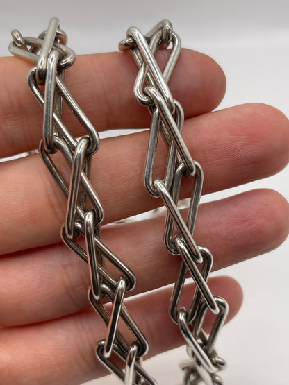 Heavy unusual silver chain