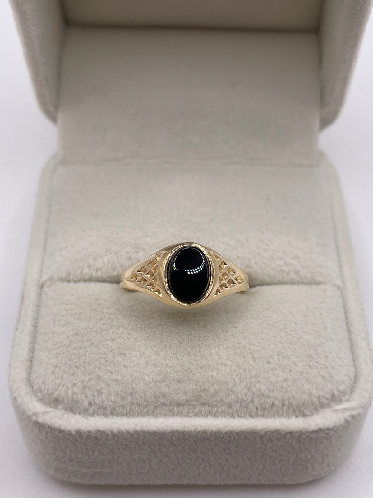9ct gold onyx signet ring