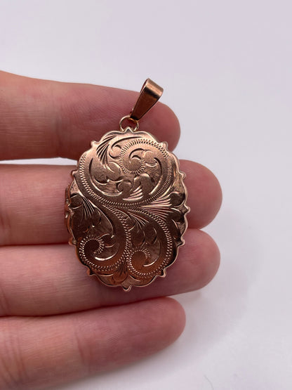 9ct rose gold locket pendant