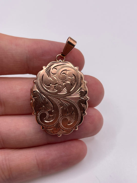 9ct rose gold locket pendant