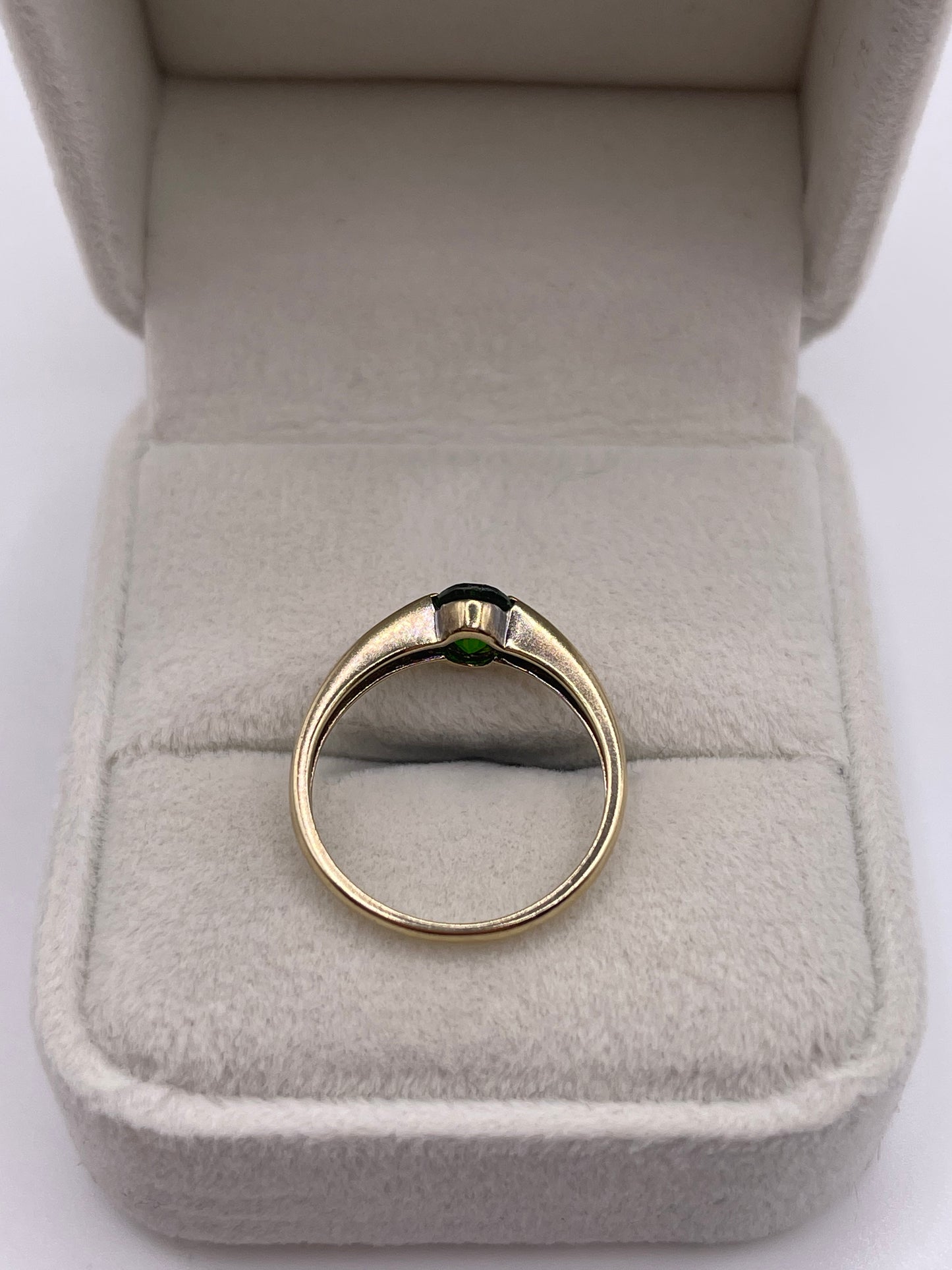 9ct gold diopside ring