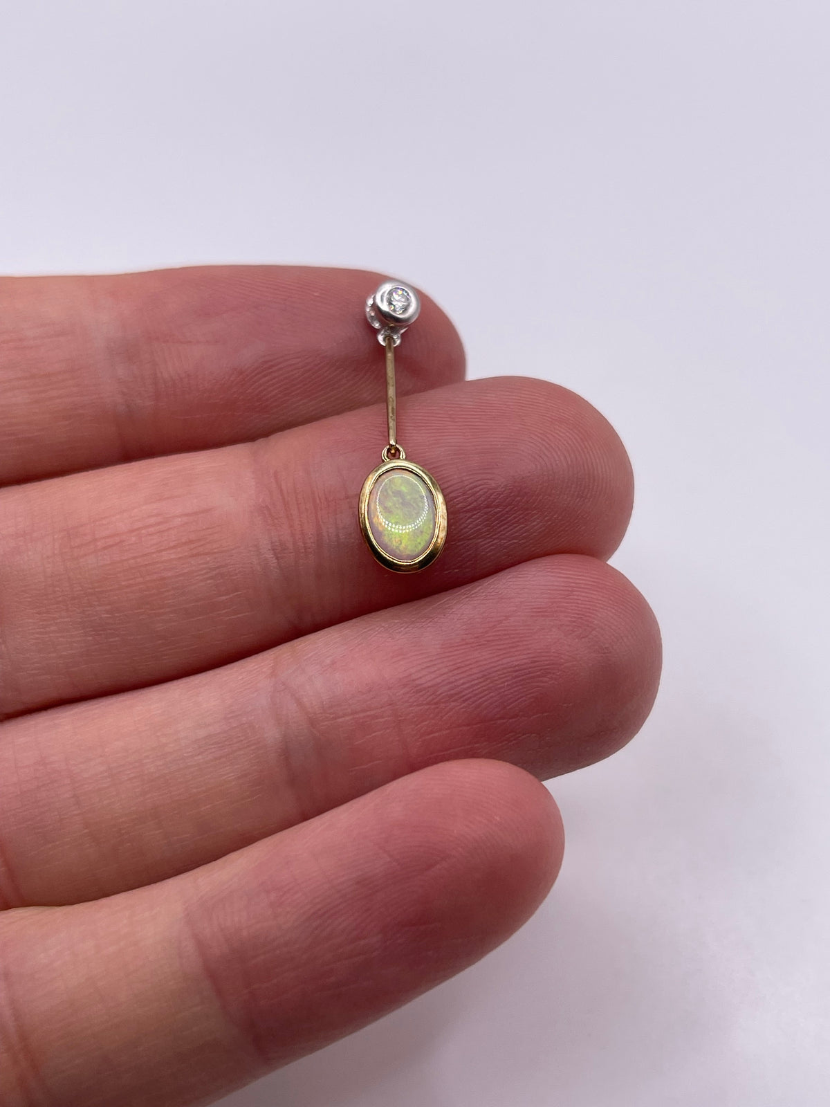 9ct gold opal and diamond pendant
