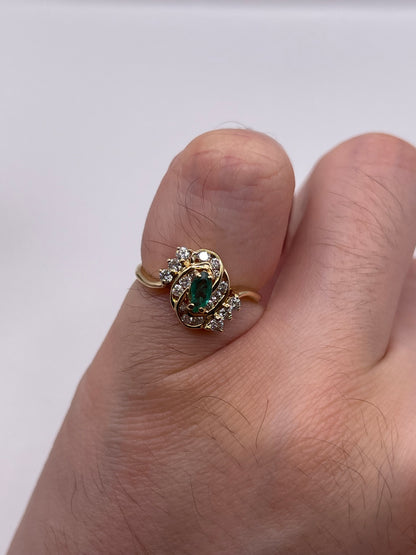 14ct gold emerald and diamond ring