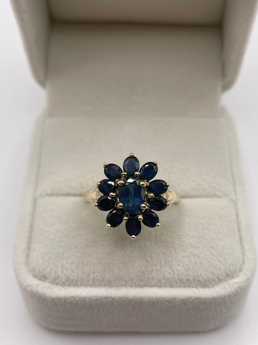 9ct gold sapphire cluster ring