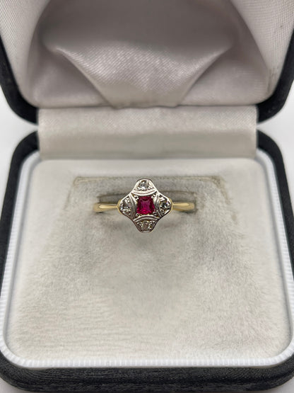 18ct gold ruby and diamond ring