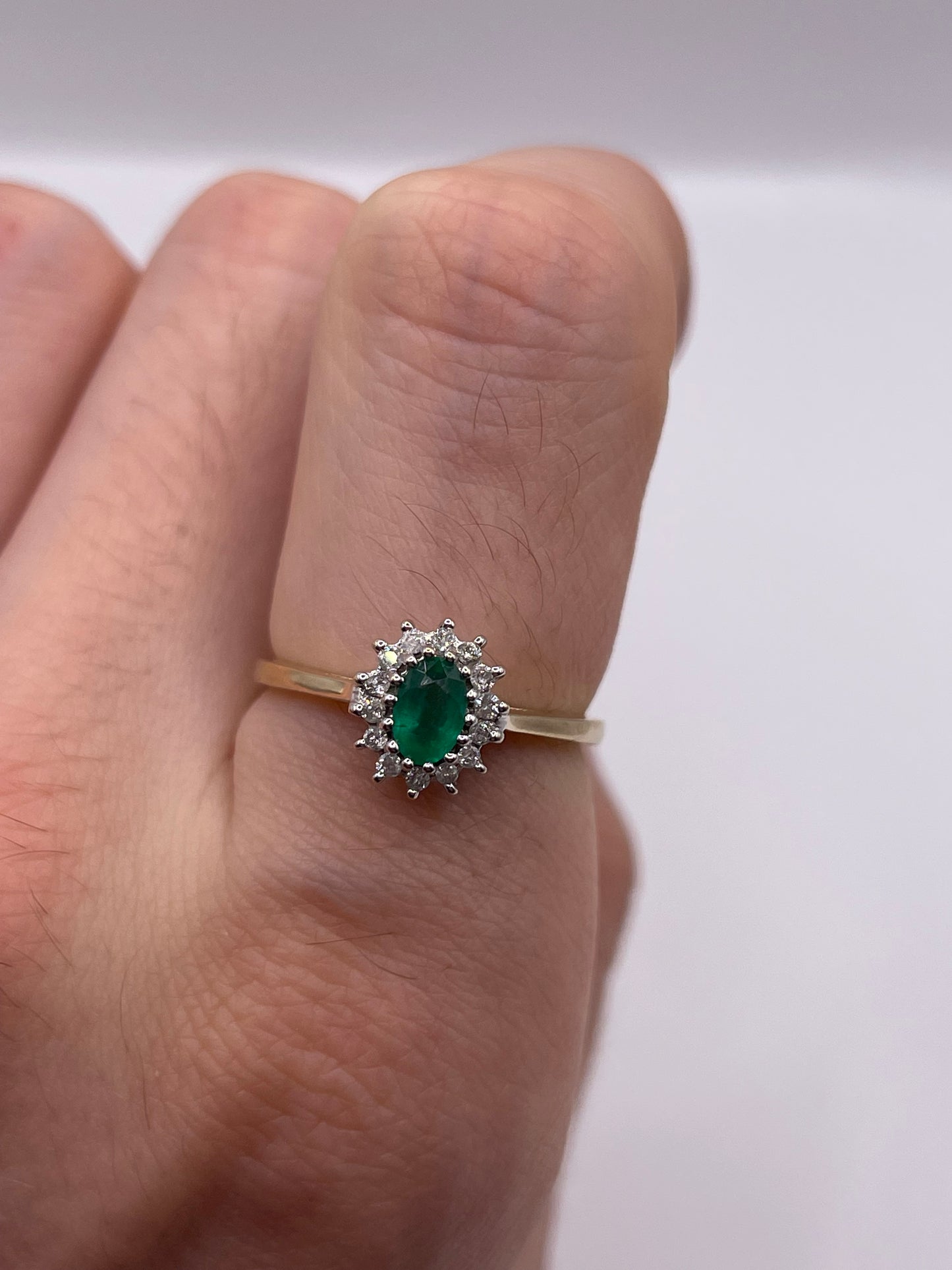 9ct gold emerald and diamond ring