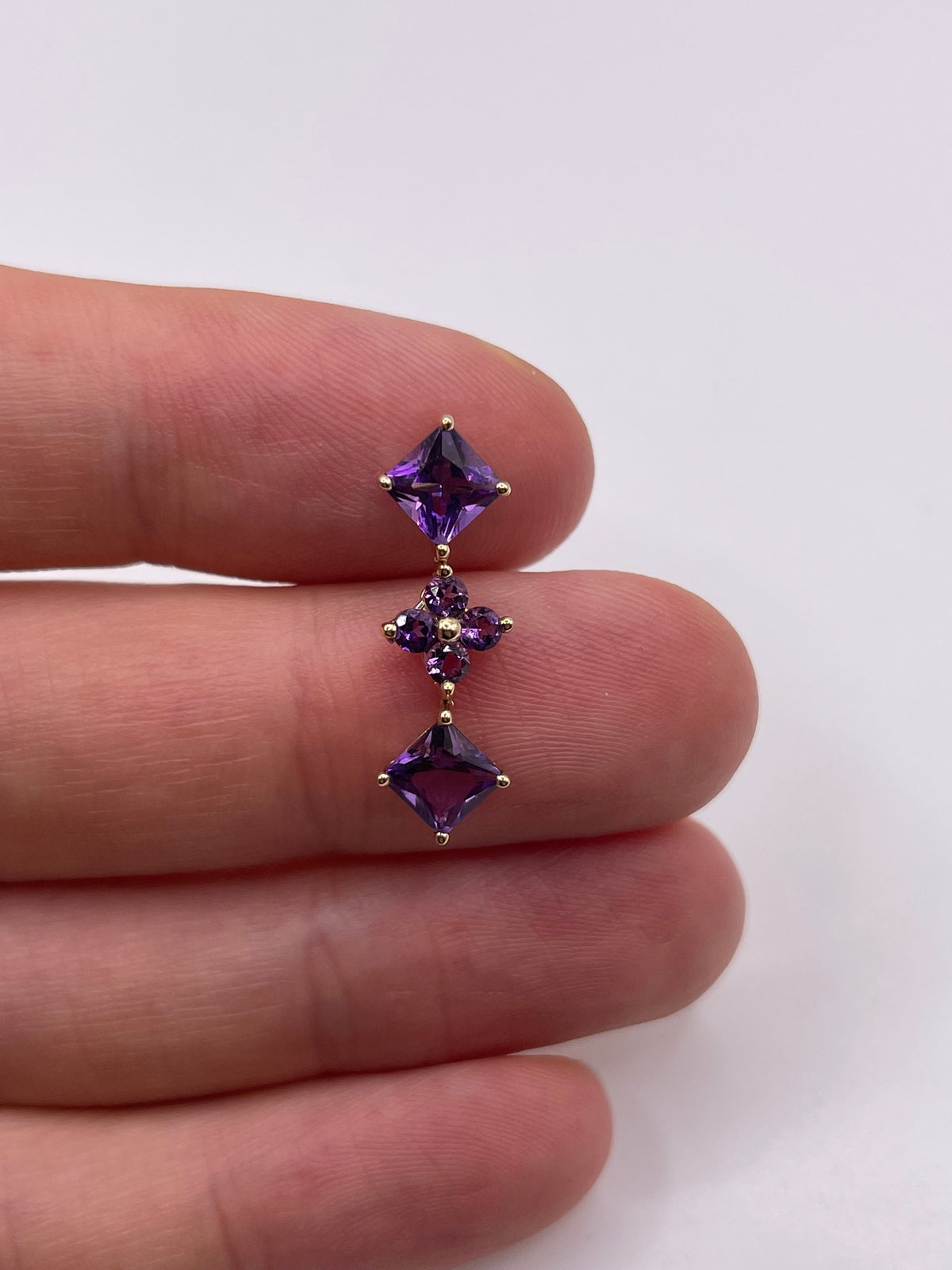 9ct gold amethyst pendant