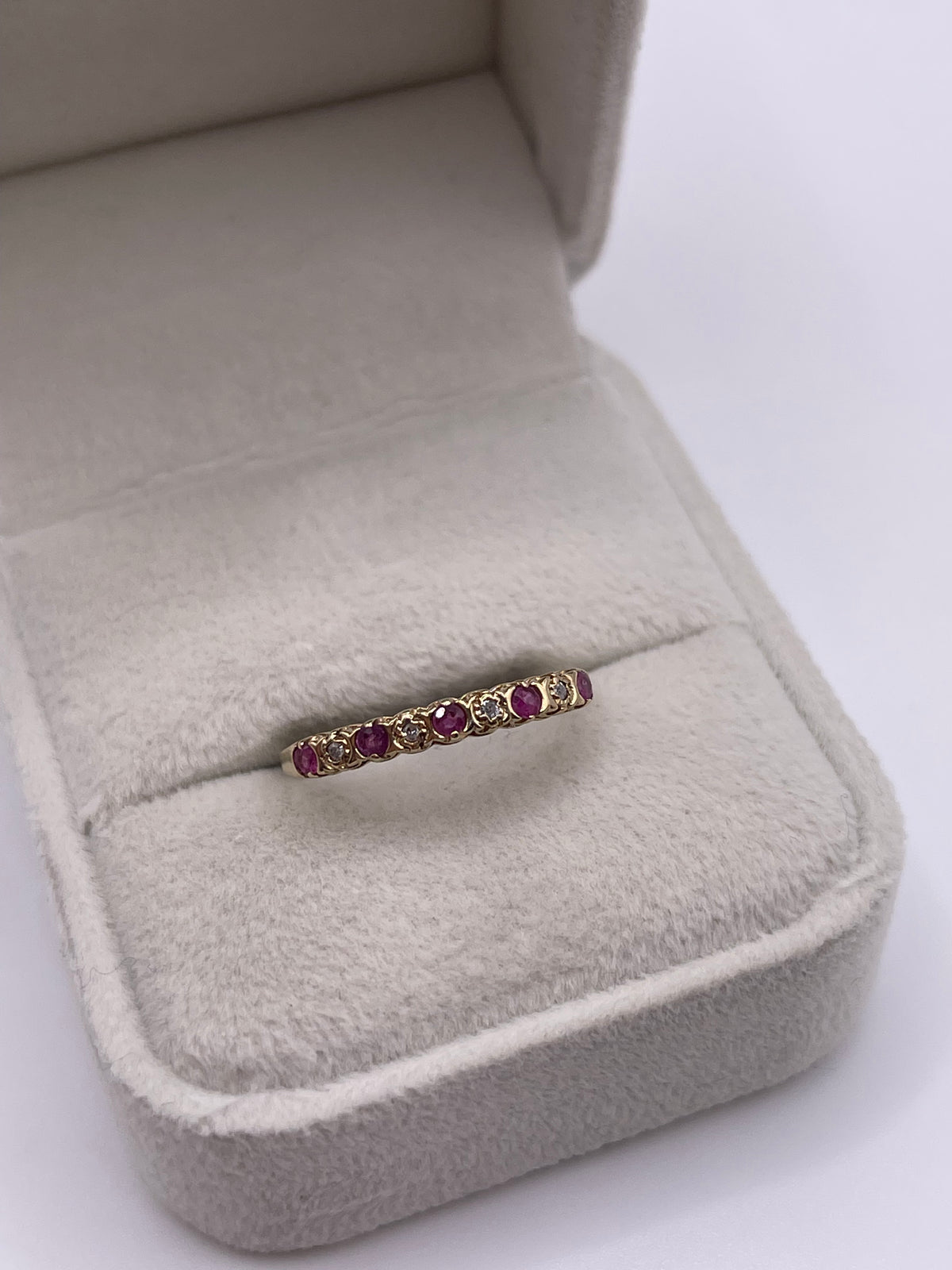 9ct gold ruby and diamond ring