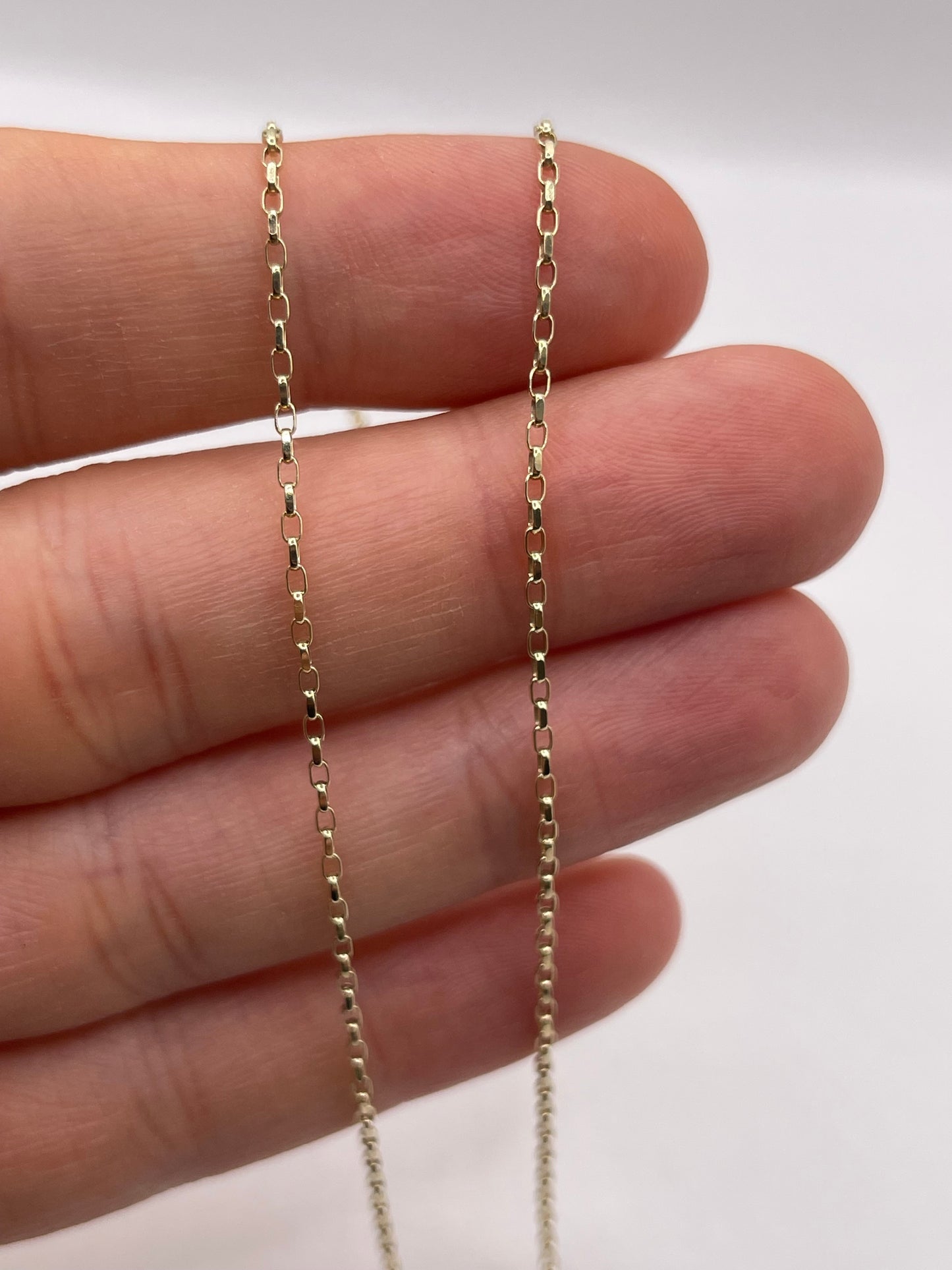 9ct gold chain 397