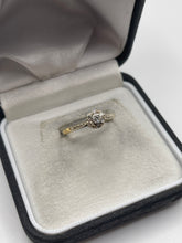 Load image into Gallery viewer, 18ct gold diamond cluster ring
