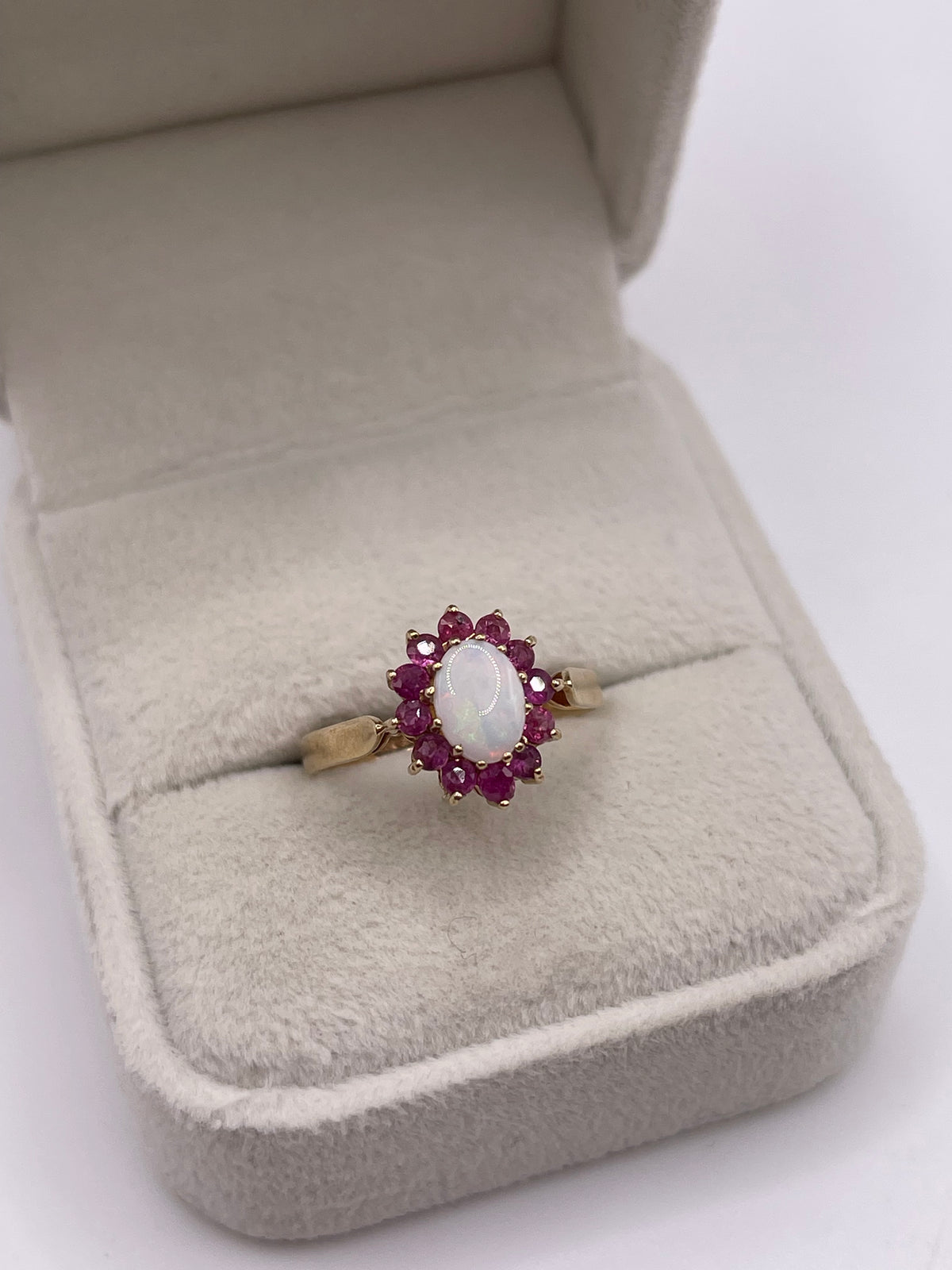 9ct gold opal and ruby ring