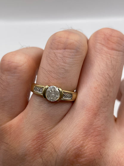9ct gold diamond cluster ring