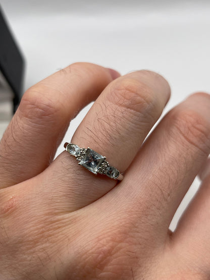 9ct white gold topaz and diamond ring