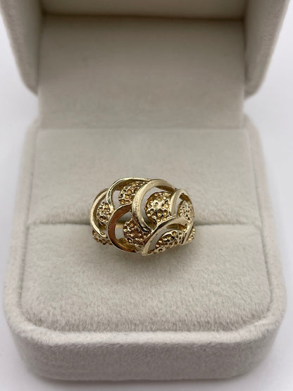 9ct gold ring