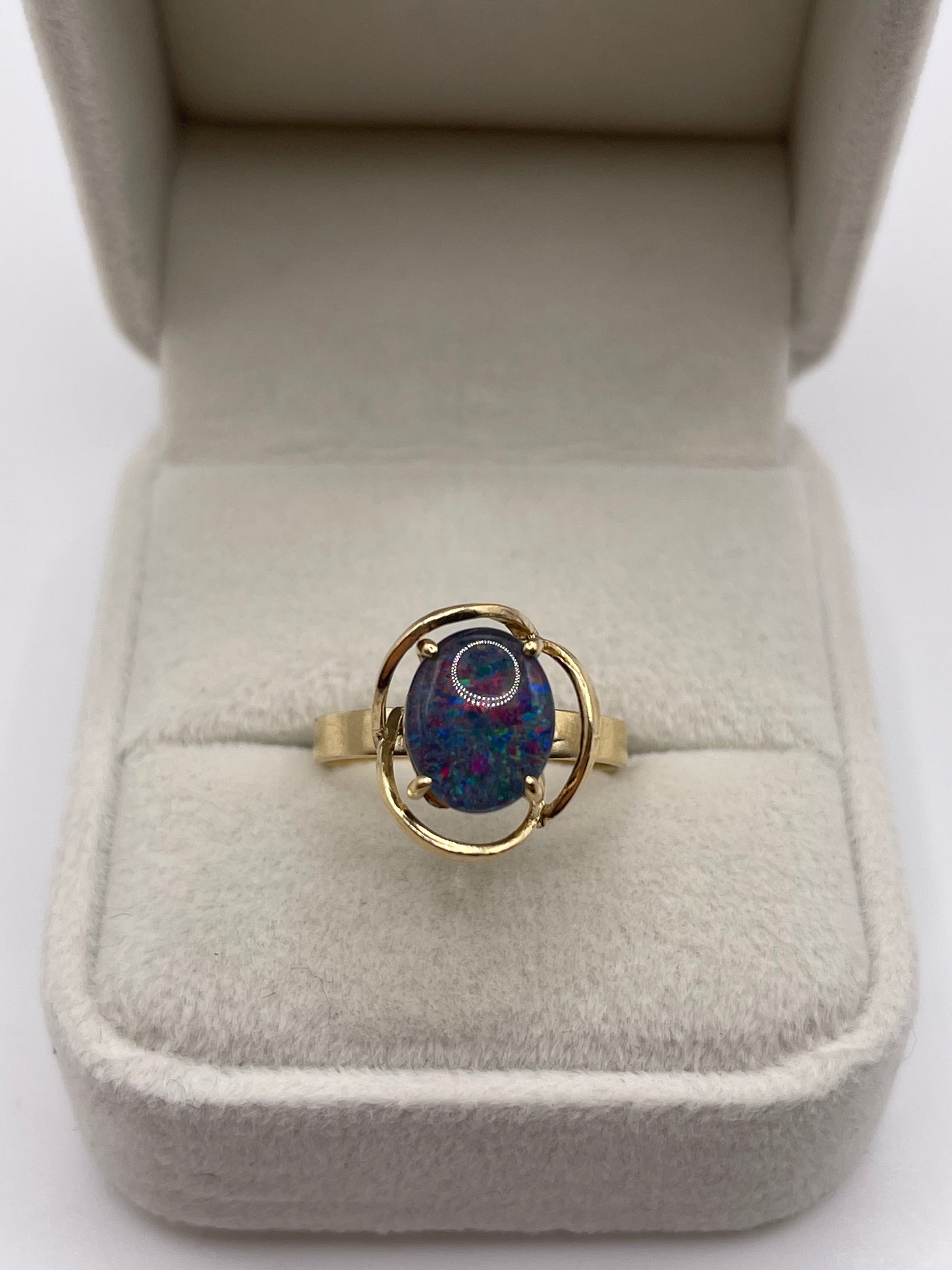 9ct gold opal triplet ring