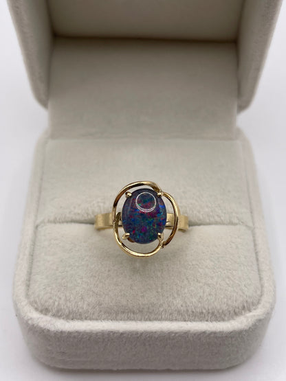 9ct gold opal triplet ring