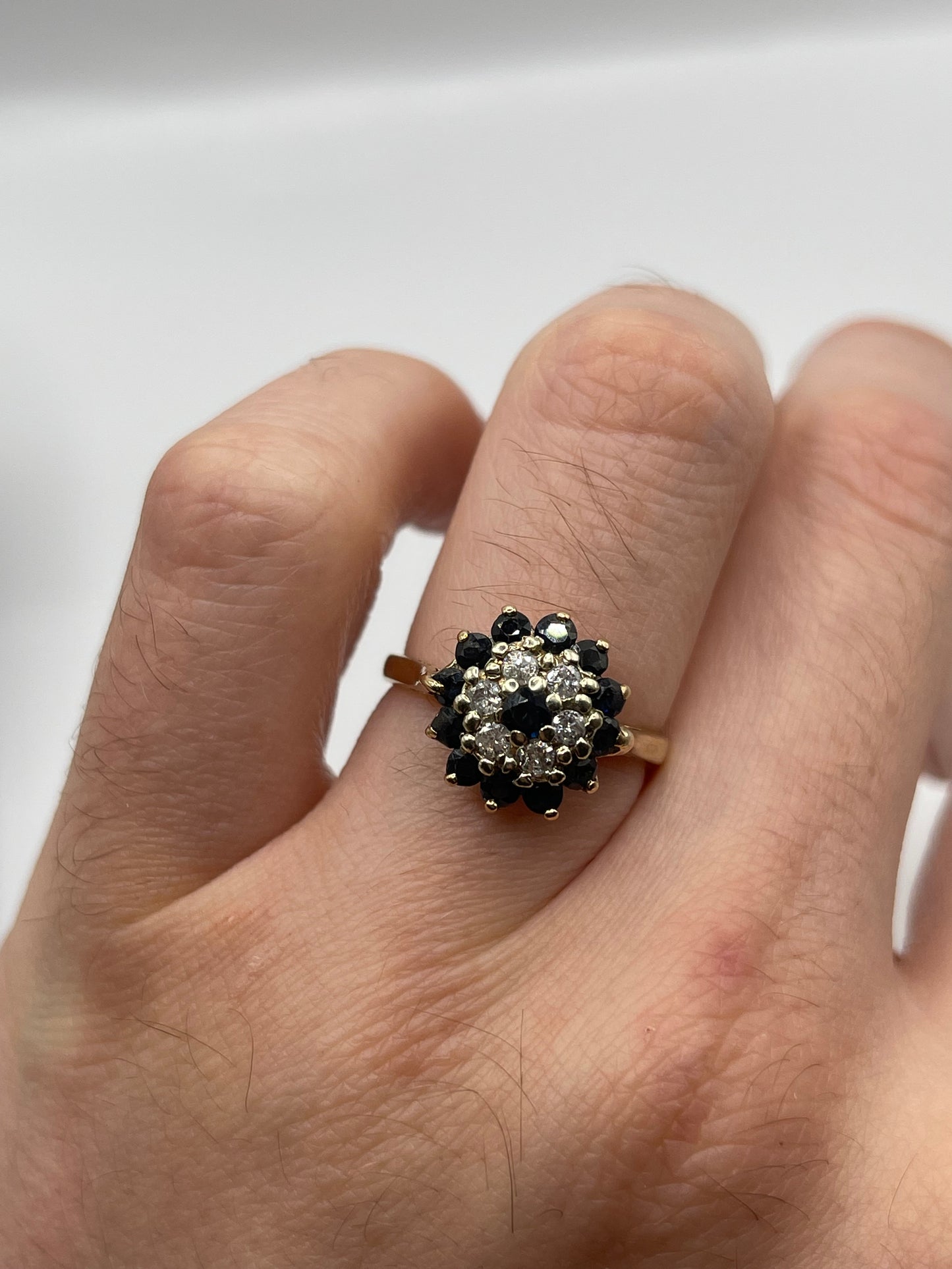 9ct gold sapphire and diamond ring