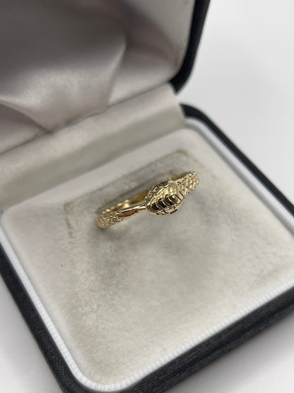 9ct gold snake ring