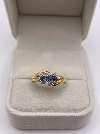 18ct gold sapphire and diamond ring