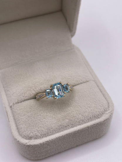 9ct gold topaz and diamond ring