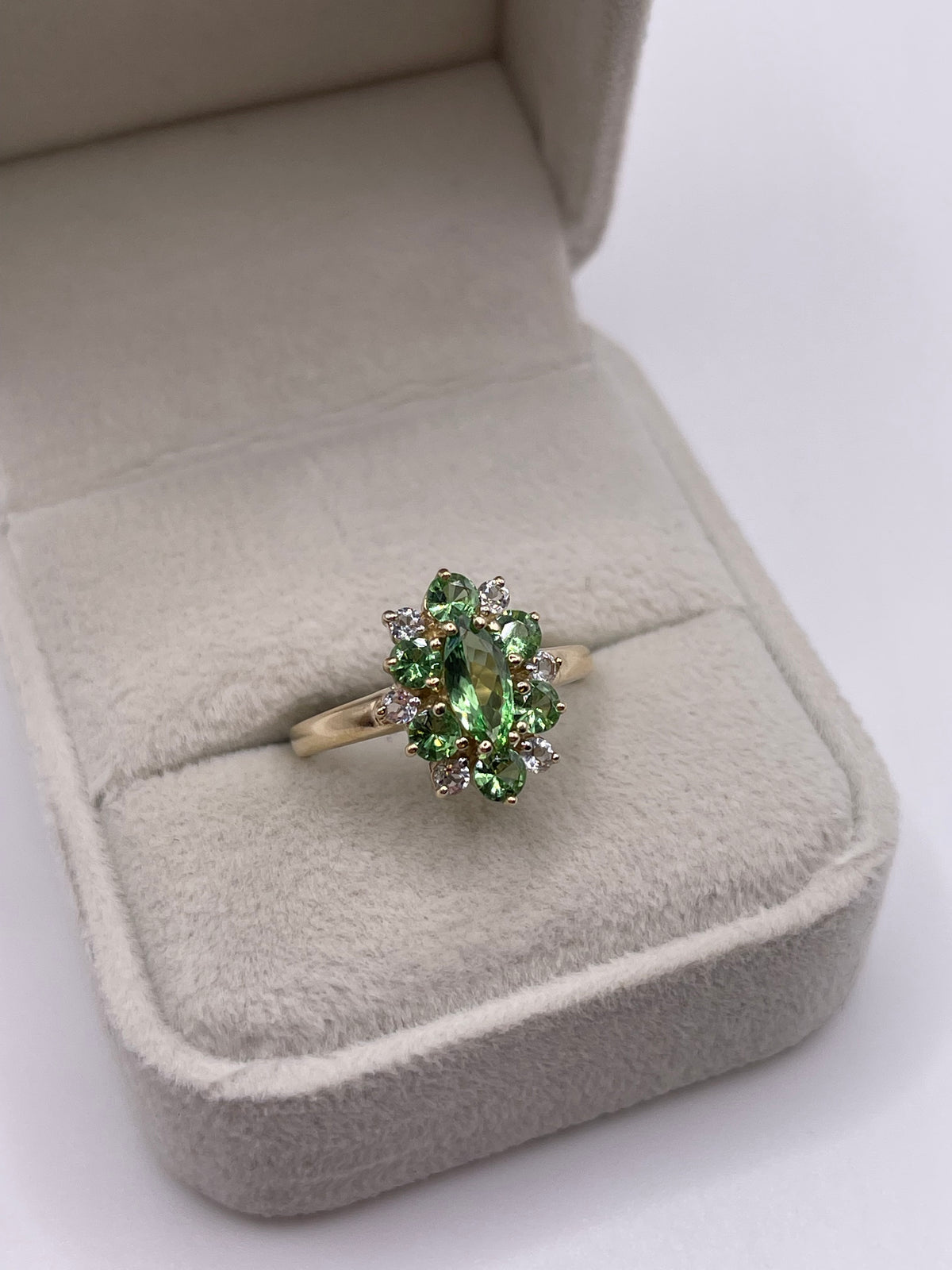 9ct gold tsavorite garnet and zircon ring