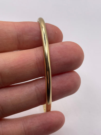 9ct gold torque bangle