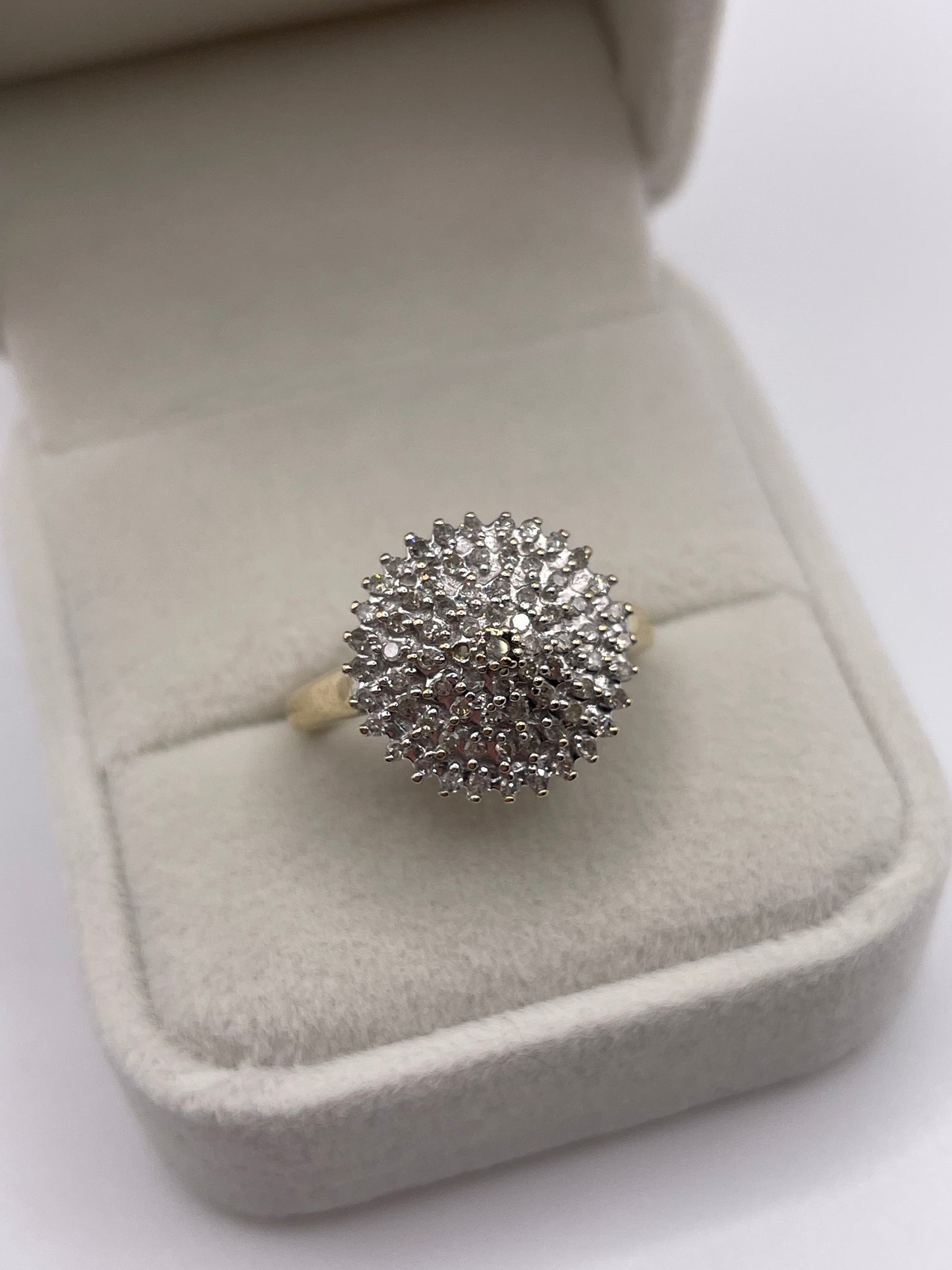9ct gold diamond cluster ring