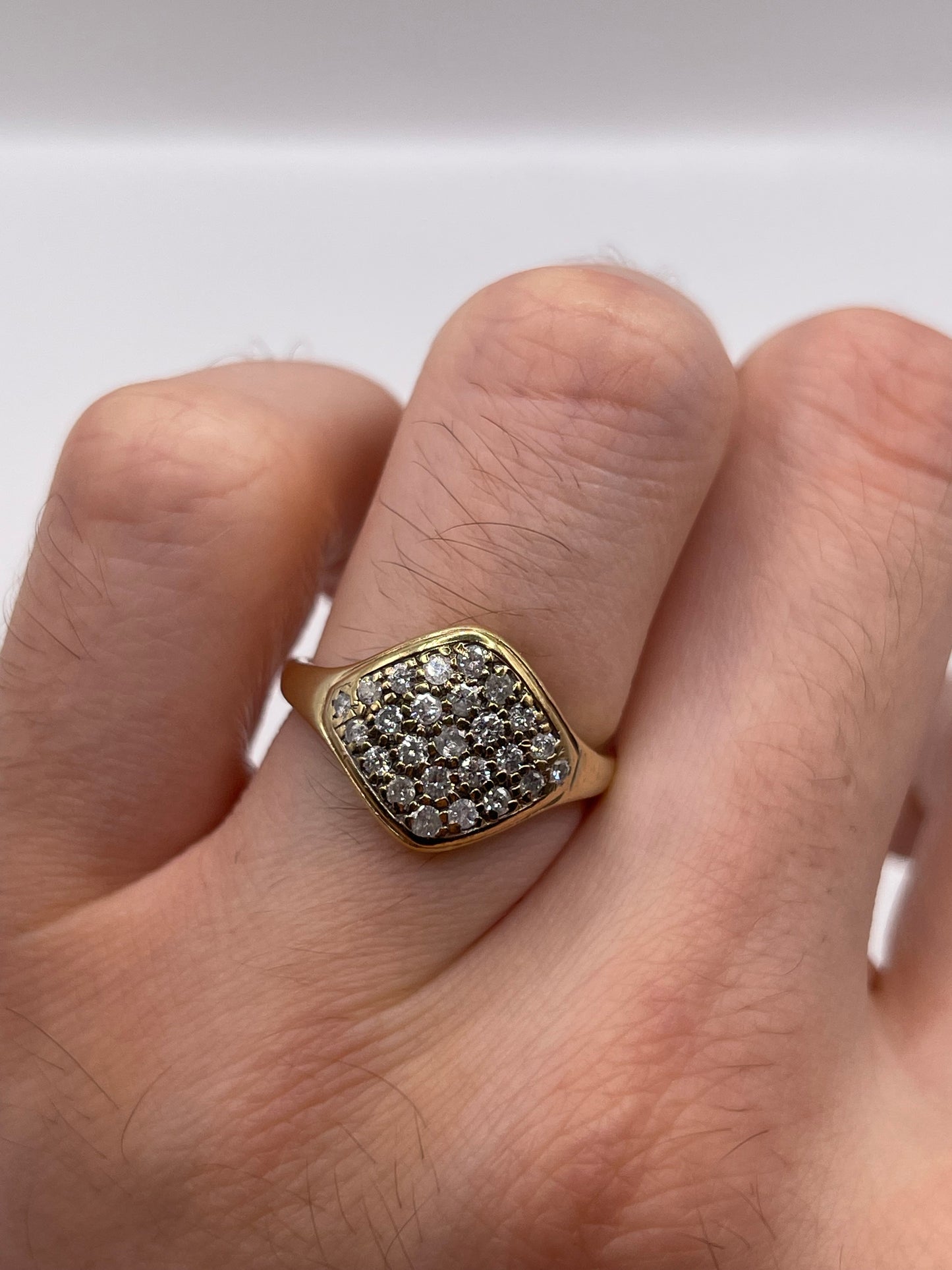 9ct gold diamond cluster ring