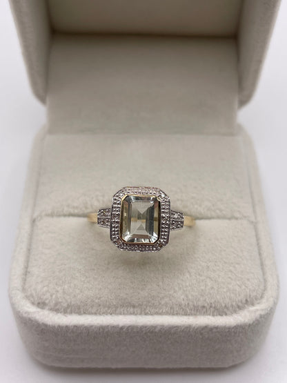 9ct gold aquamarine and diamond ring