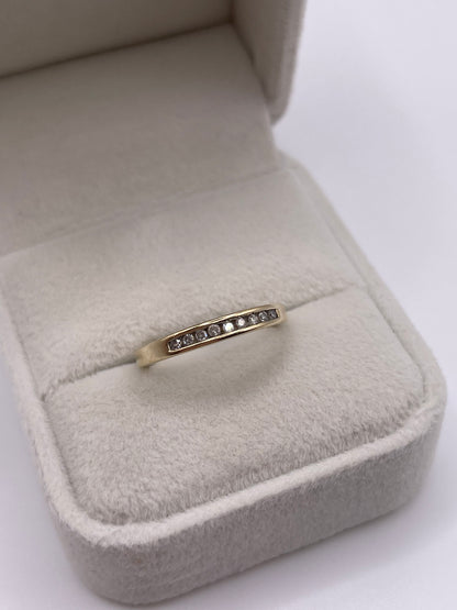 9ct gold diamond ring