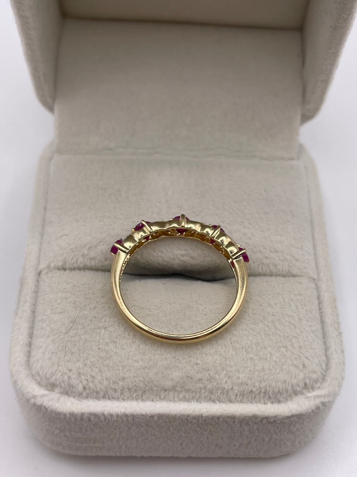 9ct gold ruby and diamond ring