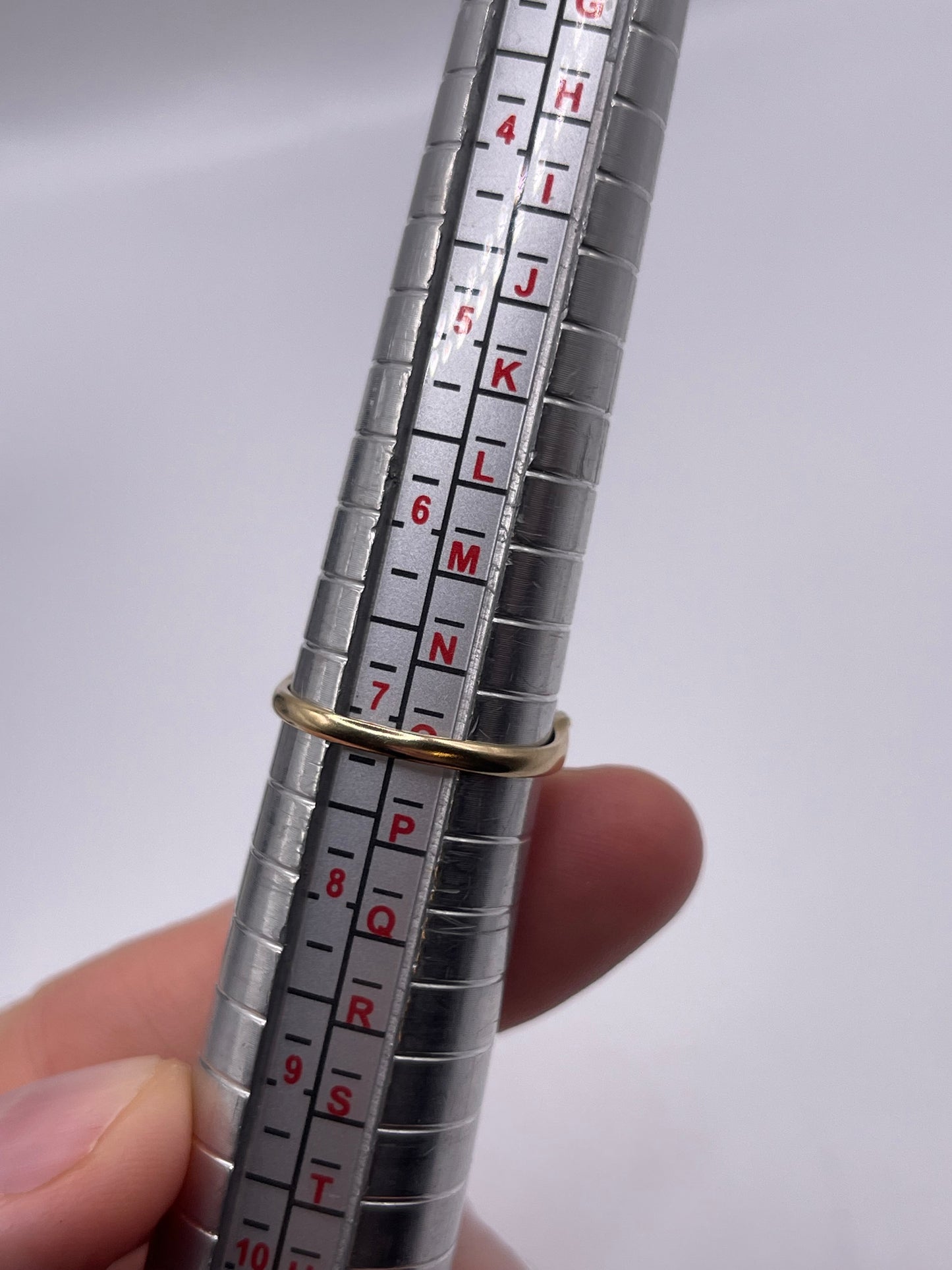 9ct gold ruby and diamond ring